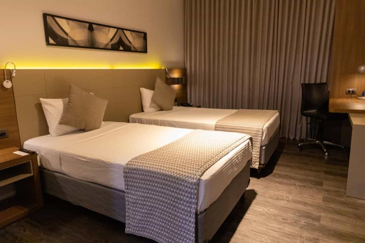 Hotel-Frame